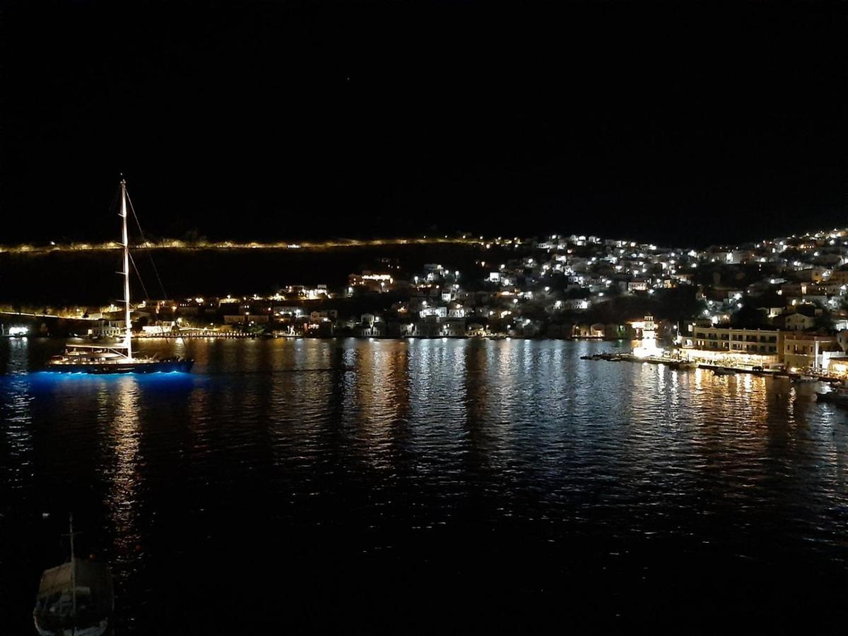 Kleanthi And Kostas Studios Symi Exterior foto